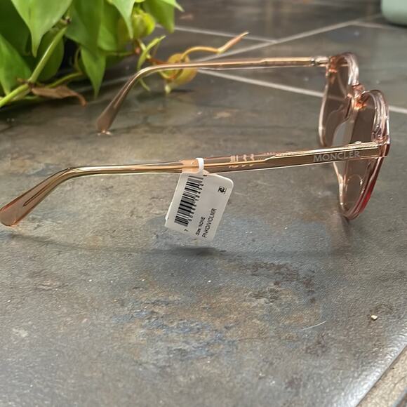Moncler ML0213 Violle Sunglasses New Retails 385 - Picture 4 of 9